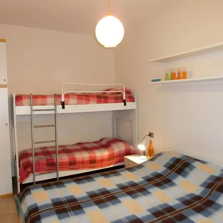 One Bedroom With Stunning Sea View 아파트 *