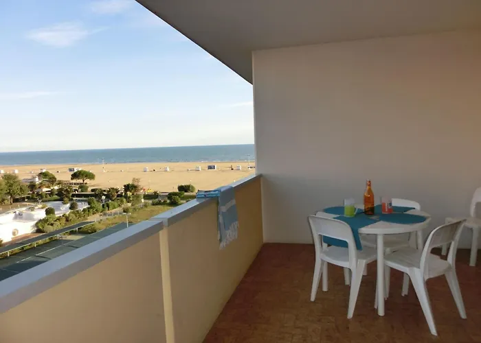One Bedroom With Stunning Sea View